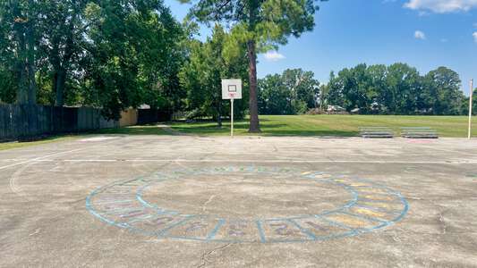 Mayfair Laboratory School Outdoor Basketball Courts in Baton Rouge
