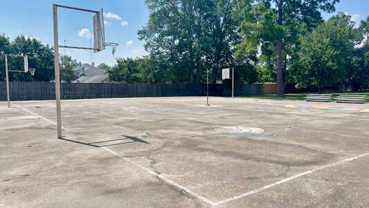 Mayfair Laboratory School Outdoor Basketball Courts in Baton Rouge