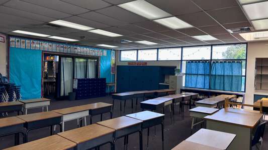 John S. Malcom Elementary School Classroom Standard in Laguna Niguel 3