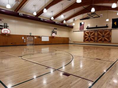Boones Ferry Primary School Flora Gym in Wilsonville