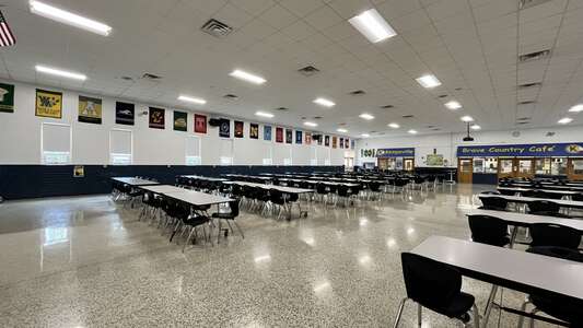 Kempsville Middle School Cafeteria in Virginia Beach