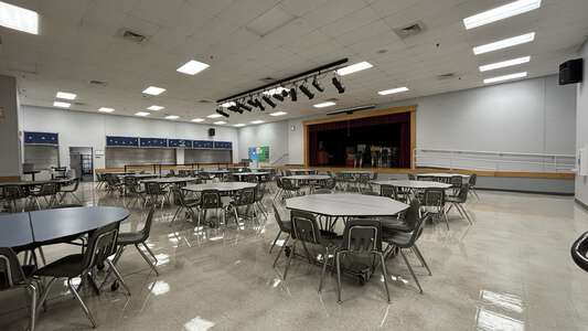 Meadow View School K-8 Cafeteria in Eugene 2