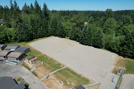Laura Ingalls Wilder Elementary School Field - Practice in Woodinville