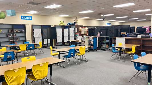 Southeast Middle Magnet School Library in Baton Rouge