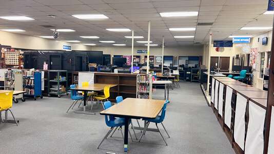 Southeast Middle Magnet School Library in Baton Rouge