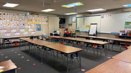 Valley View Elementary School Classroom Standard in Lancaster 2