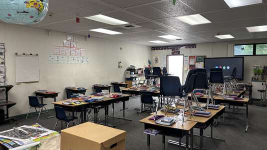 Guy Emanuele Elementary School Classroom Standard in Union City