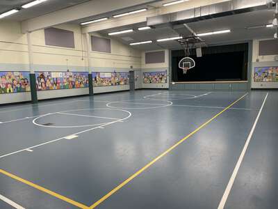 Cedaroak Park Primary School Gym in West Linn