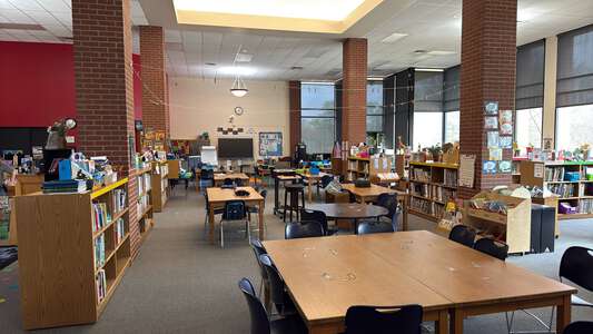 Griffith Elementary School Library in Wichita 5