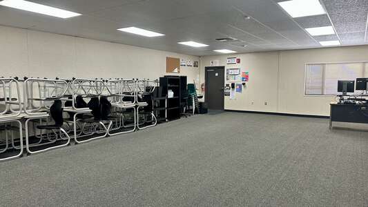 Roselawn High School Classroom Standard in Turlock