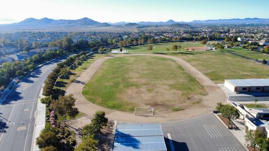 Field - Practice (Track)