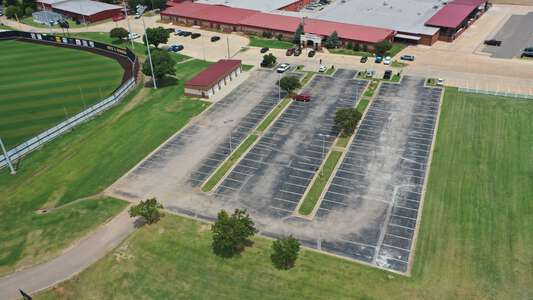 Mid-Del Technology Center Parking Lot - Front in Midwest City 4