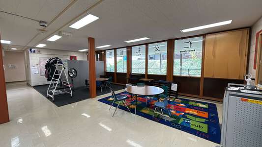 Kennedy Middle School Common Area - F Wing in Eugene 2