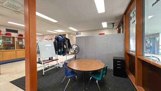 Kennedy Middle School Common Area - F Wing in Eugene 3