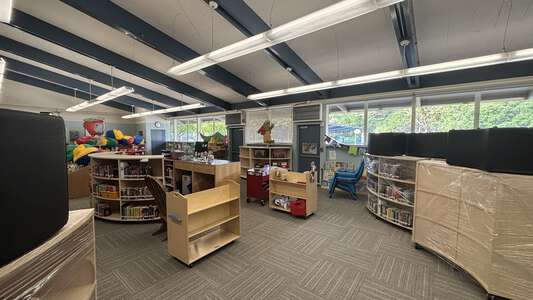 Del Rey Elementary School Library in Orinda