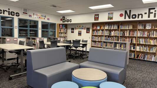University Park Elementary School Library in Irvine