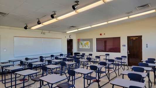 Los Angeles Harbor College Classroom Standard in Wilmington