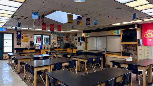 Don Juan Avila Middle School Science Room in Aliso Viejo
