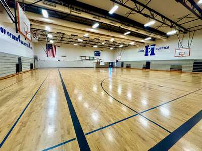 Houck Middle School in Salem Oregon Slideshow Image 7