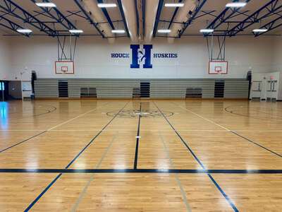 Houck Middle School Gym - Main in Salem
