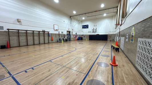 Onahan - William J Onahan Elementary School Gym in Chicago 3