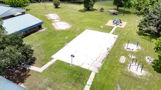 Outdoor Basketball Courts (3 hr min)