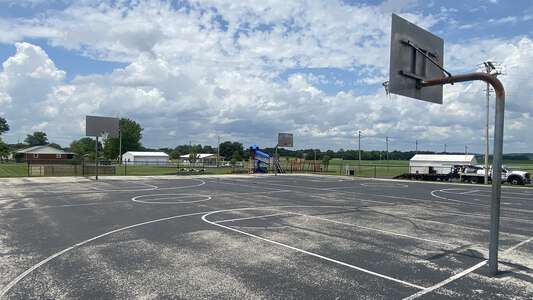 North Warren Elementary School Outdoor Basketball Courts in Smiths Grove