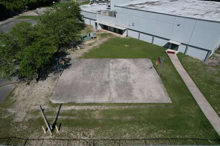 Westside Middle School Outdoor Basketball Courts (3 hr min) in Jacksonville