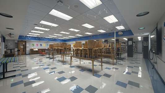 Thomas Jefferson High School for Advanced Studies Library in Gretna 3