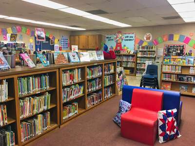 Willow Glen Elementary School Library in Visalia