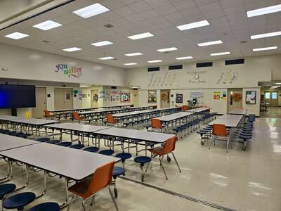 Cedarcrest Southmoor Elementary School Cafeteria in Baton Rouge