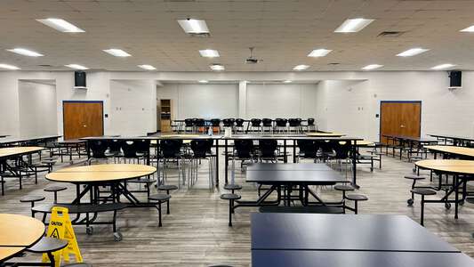 Long Cane Middle School Cafeteria in LaGrange