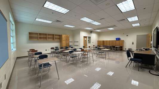 Elbert Edwin Waddell High School Classroom Standard in Charlotte 4