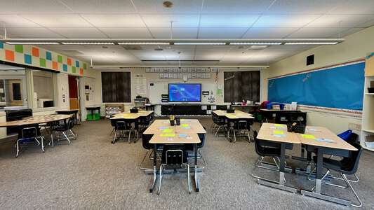Juanita Elementary School Classroom Standard in Kirkland