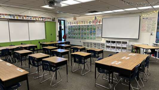 Santiago Hills Elementary School Classroom Standard in Irvine