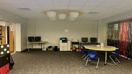 Daniel Webster Elementary School Library in Dallas