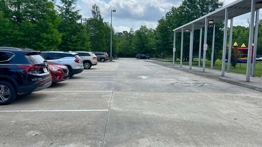 LaSalle Elementary School Parking Lot - Visitors in Baton Rouge