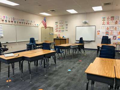 Cambeiro - Arturo Elementary School Classroom Standard in Las Vegas