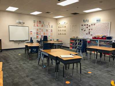 Cambeiro - Arturo Elementary School Classroom Standard in Las Vegas