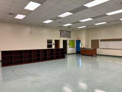 Parkview Elementary School Library in Miami Gardens 2