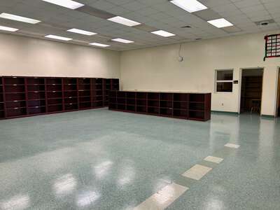 Parkview Elementary School Library in Miami Gardens 4