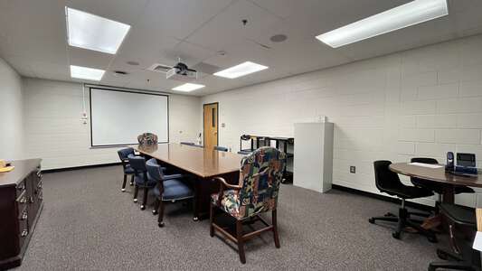 Simpson Elementary School Room 1.117 - Conference Room in Peachtree Corners