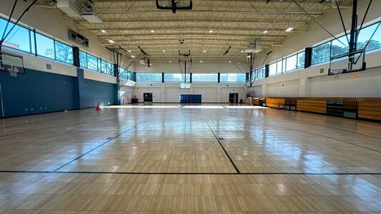 Radloff Middle School Main Gym in Duluth 2