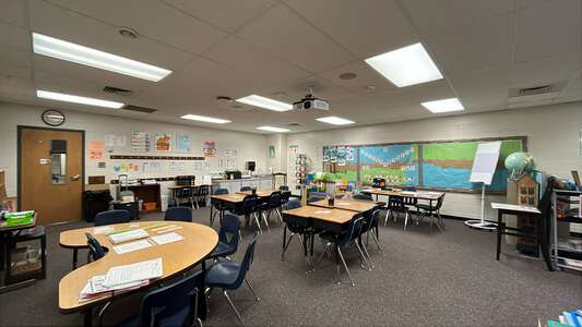 Taylor Elementary School Classroom Standard in Lawrenceville 3