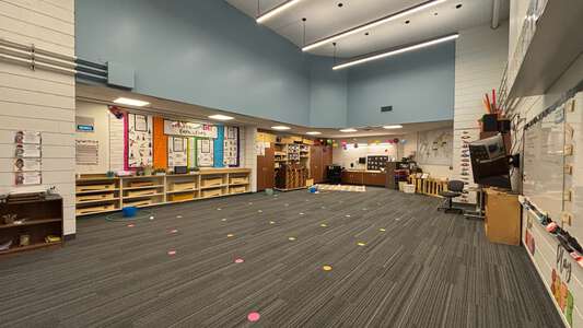 Westridge Elementary School Room C23 - Music in Lake Oswego