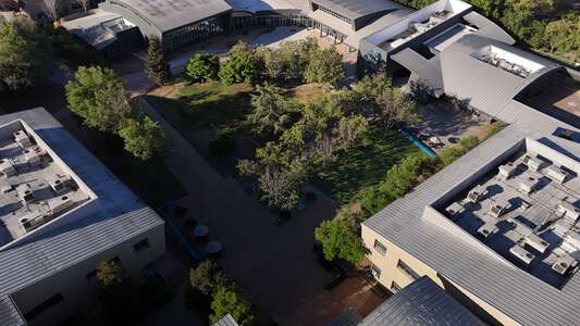 Evergreen Valley High School Quad (Administration) in San Jose 4