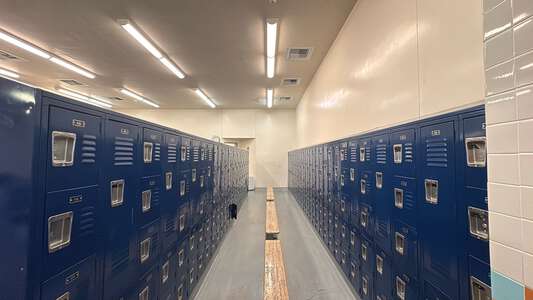 Painted Hills Middle School Locker Rooms in Desert Hot Springs 3