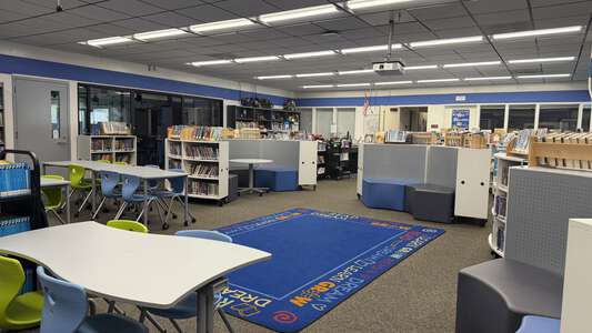 Bonita Canyon Elementary School Library in Irvine