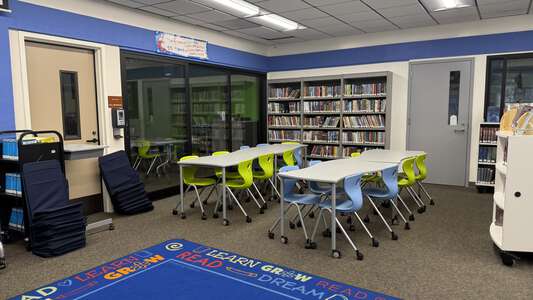 Bonita Canyon Elementary School Library in Irvine