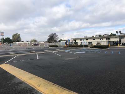 Peters 4-6 Elementary School Parking Lot - Front in Garden Grove